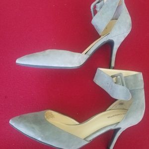 Liz Claiborne Grey suede w/ ankle strap sz 5 1/2